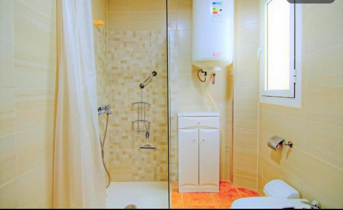 Guest House Mota Малага Екстериор снимка