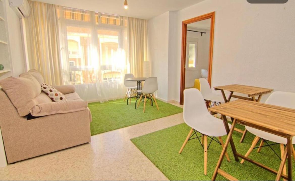Guest House Mota Малага Екстериор снимка