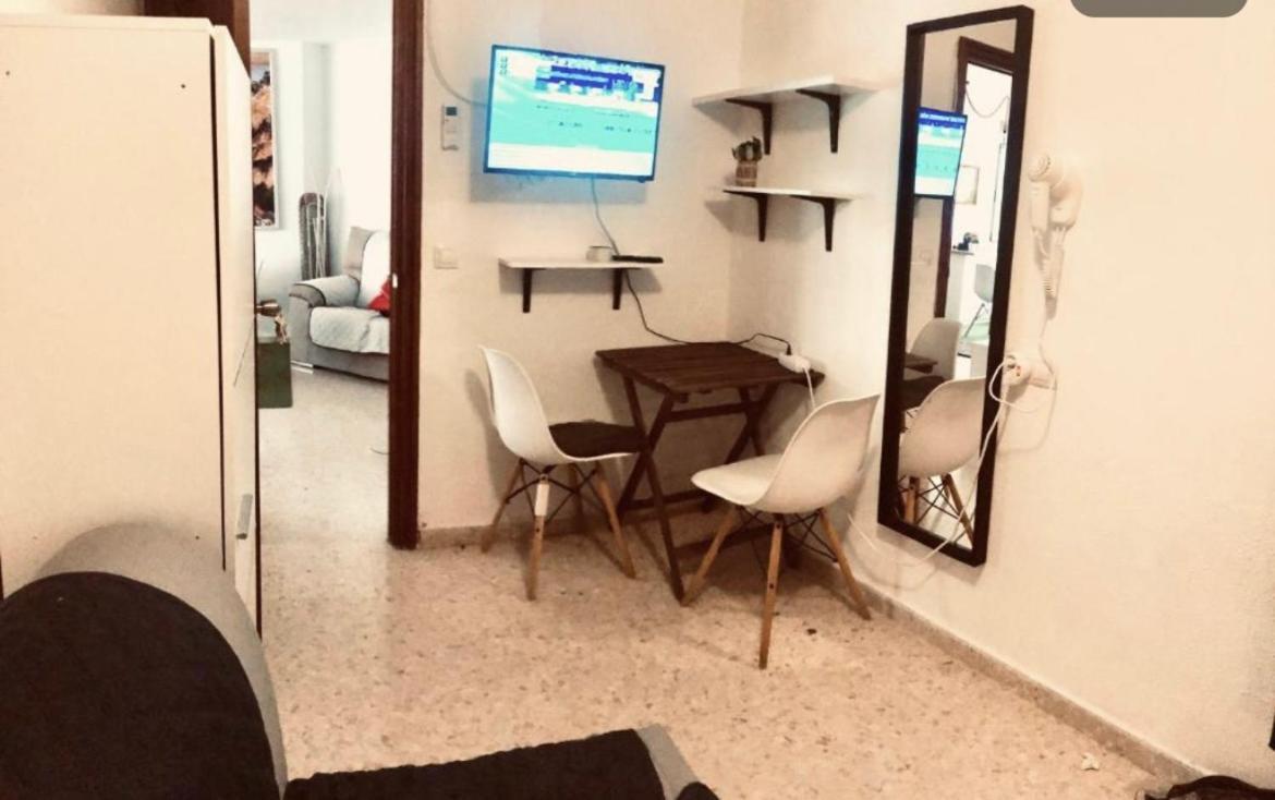 Guest House Mota Малага Екстериор снимка